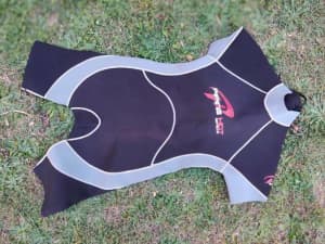 Piping Hot size 15 wetsuit $70