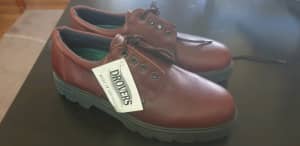 Drovers mens leather lace up shoes size 12 brand new
