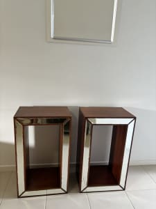Tables furniture 
