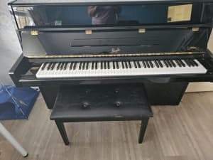 Upright Ebony Polished Piano - Beale