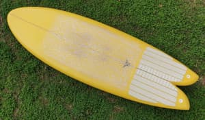 Josh Keogh Monad 5'3'' Twin keel fish Surfboard