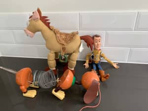 Toy Story - Woody, Bullseye and Slinky
