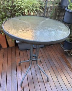 Marquee glass table for free
