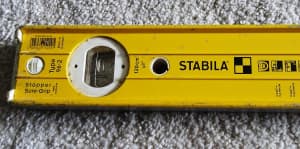 Stabila 4 foot (1.2m) level - very good condition