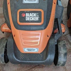 Black and Decker LawnmowerA$75 In stock