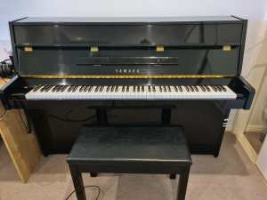 Piano - Upright Yamaha