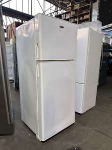 WRIT41 Whirlpool 410 L top mount fridge freezer FREE DELIVERY WARRANTY