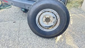 Split rim and tyre
