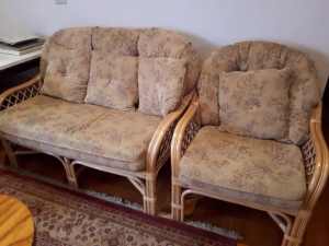 Must go! Rattan 1 two seater armchair and 4 single armchairs