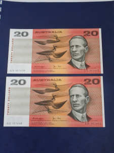 CONSECUTIVE PAIR OF 1979 AUSTRALIAN PAPER $20 GOTHIC BANKNOTES