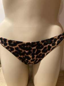 Bikini Bottom Leopard Print Brazilian Style Size M Brand New 