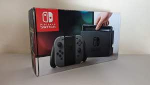 Unpatched/Moddable Nintendo Switch 32 GB (Grey) in Box and Packaging
