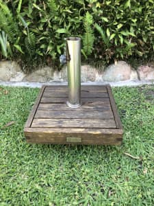 Adjustable Heavy outdoor wooden covered concrete block umbrella stand