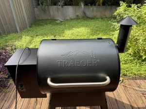 Traeger Pro 22 wood smoker