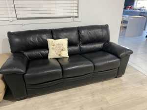 Reduced price!! Leather lounge 3 seater and 2 seater sold together