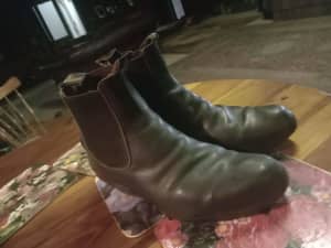 R.W Williams Cuban Heel Leather Boots AU Size 11 