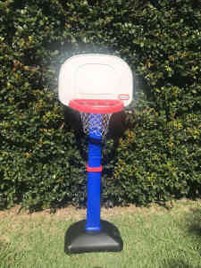 Little Tikes Basket Ball Hoop
