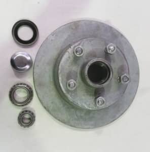 Ford Disc Hub Galvanised with LM bearings, Nuts & Seal