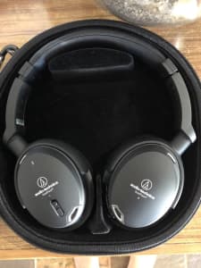 Audio-technica ATH-ANC9 Noise Cancelling Wired Headphones