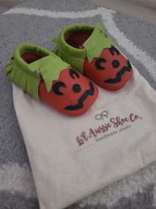Near new baby leather pumpkin shoes - Lil Aussie Shoe Co 