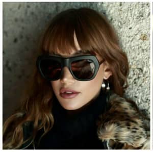 QUAY Ladies Sunglasses COMMON LOVE Black/Gold Brand New