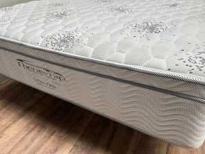 Queen medium firm Mattress (mattress only) 