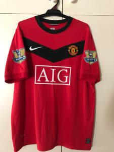 Nike Manchester United 2009/10 soccer jersey-size XL Like new!