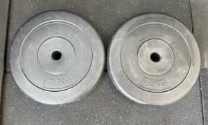 7.5KG Plastic Coated Standard Size Weight Plates X 2