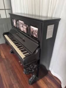 Vintage Piano in working order FREE