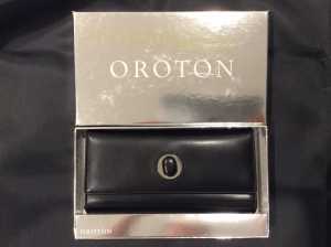 Oroton leather purse