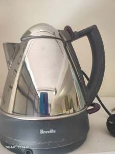Breville SK60B stainless steel cordless electric jug
