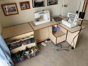 Sewing machine and overlocker sewing station
