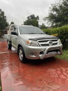 2007 Toyota Hilux Workmate 5 Sp Manual C/chas