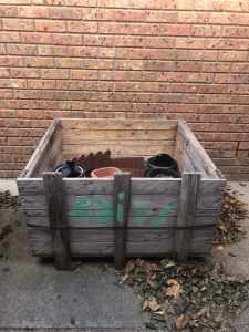 Wooden planter box / apple crate