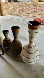 Ceramic decorative pots