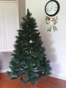 Christmas Tree 6ft (182cm) - Majestic Fir