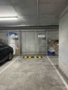 Car park with Storage cage for rent at $135 per week