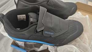 *BRAND NEW* IN BOX SHIMANO AM9 SPD CLIPLESS SHOES