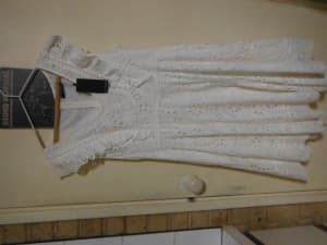 Portmans Ivory White Lacy Dress Size 16 (NEW)