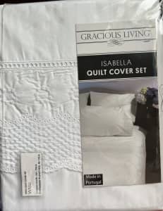 Brand New White KING Quilt Cover Set