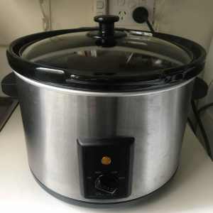 CHEAP large slow cooker