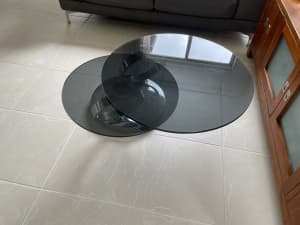 ROUND COFFEE TABLE GLASS, CHROME & STAINLESS STEEL, ORIGINAL COST $800