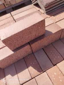 Solids standard house bricks 