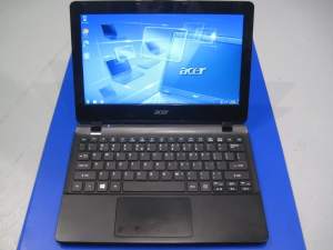 18 Laptops (10x Acer TM B115-M, 2x Dell Inspiron 1122, 6x Acer AO533)