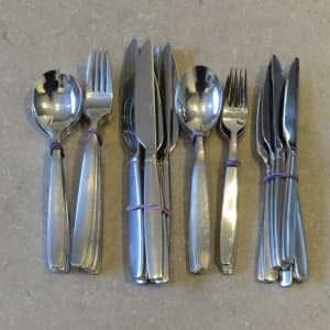 Stainlesss steel Cutlery, Grosvenor 8-piece set, excellent condition
