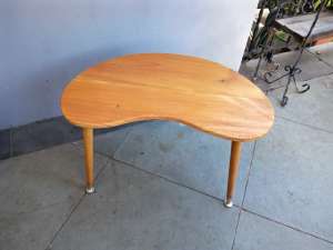 Vintage mid century kidney side coffee table
