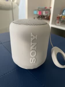 Bluetooth LoudSpeaker - Sony, Portable, extra bazz, car hanger
