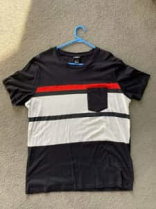 Large Mens H&M T Shirt, Blue with White and Red Stripe & Pocket 