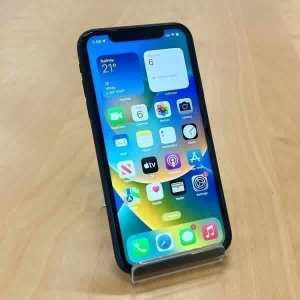 iPhone Xr 64G Black / White Good Condition Warranty Tax Inv Abc