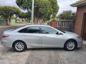 2016 Toyota Camry Hybrid with Gas & 1 year Rego 